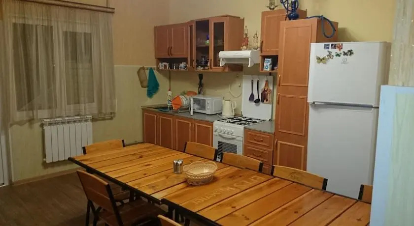 На улице Мимоз