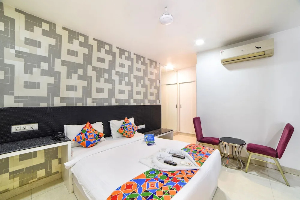 FabHotel Hill View II Gachibowli