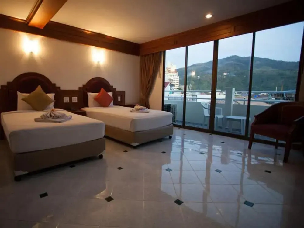 Hack Patong Beach Hotel