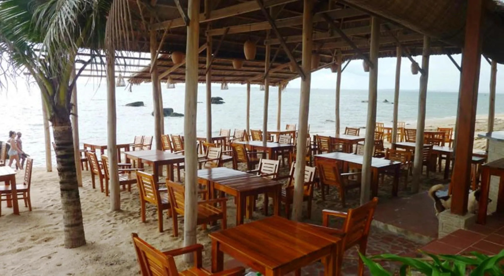 Free Beach Resort