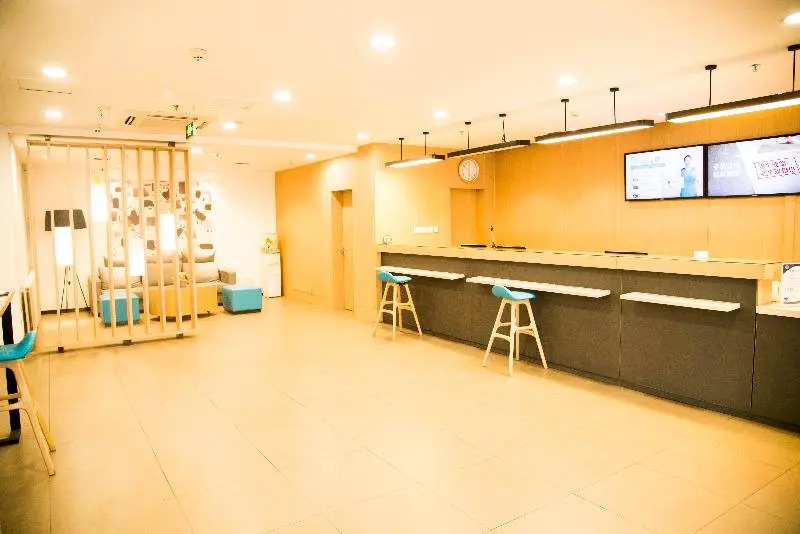 Hanting Hotel Binzhou Bus Station