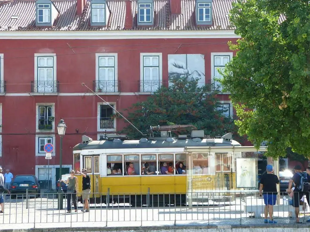 Bairrus Lisbon Apartments - Alfama