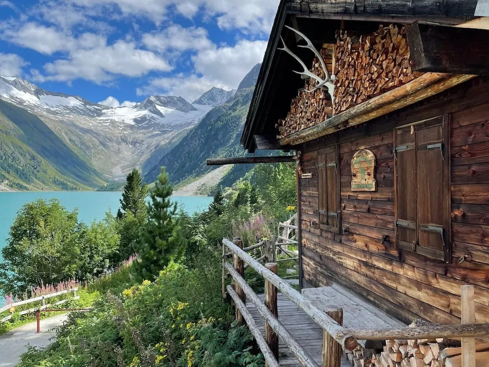 Apartment in Mayrhofen With Balcony