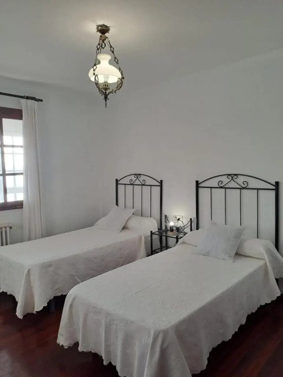 Saxa Hostel B&B