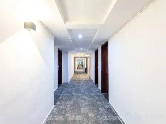 Fructose Hotel (Fuxing Street)