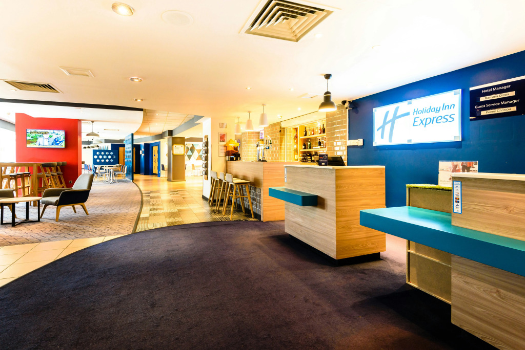 Holiday Inn Express Portsmouth Gunwharf Quays by IHG