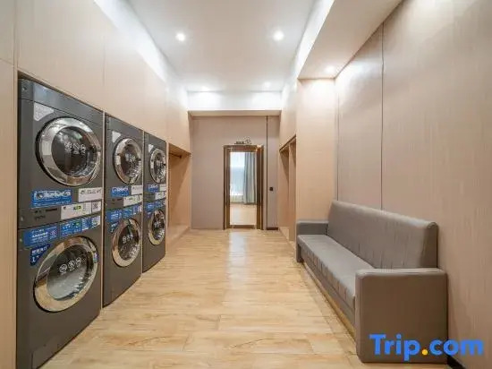 Paco Hotel (Shenzhen International Exhibition Center Ma'anshan Subway Station)