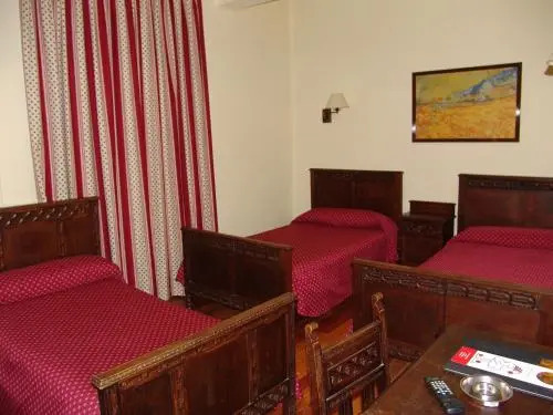 Hostal Ayestaran II