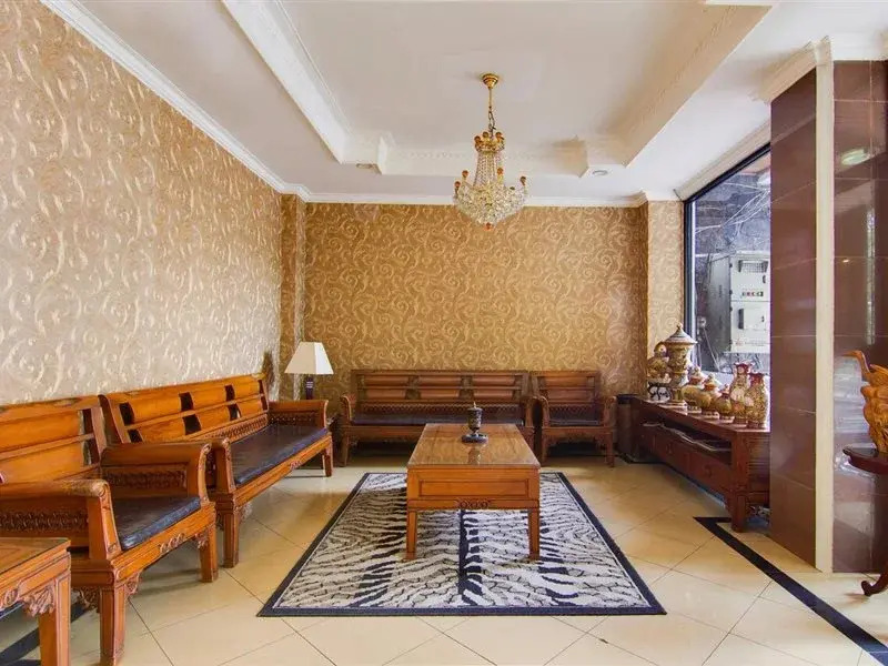 OYO 3793 Cihampelas Hotel 2