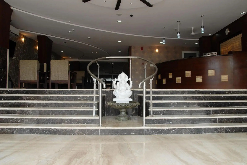 Hotel VJR Residency