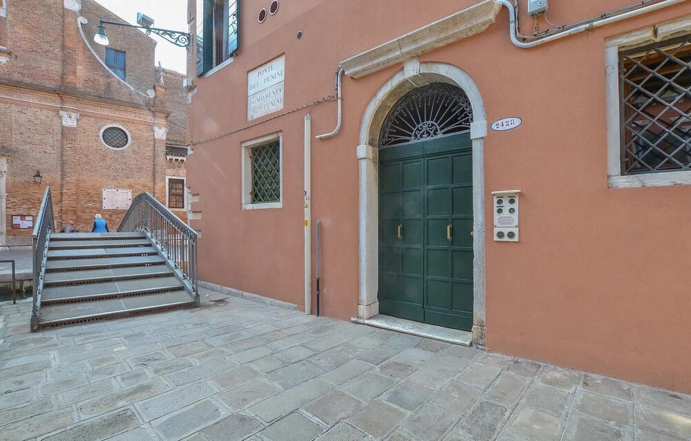 Stunning Apartment in Venezia With 2 Bedrooms and Wifi