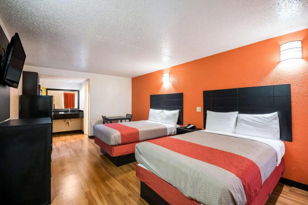 Motel 6-Houston, TX - Brookhollow