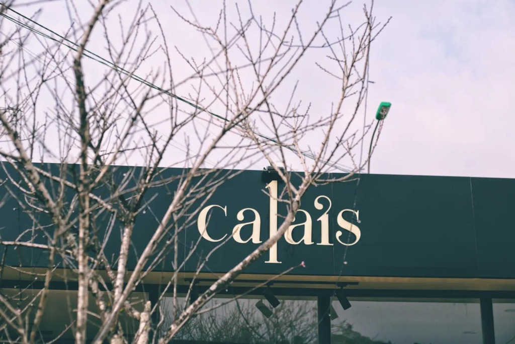 Calais Hotel Villa