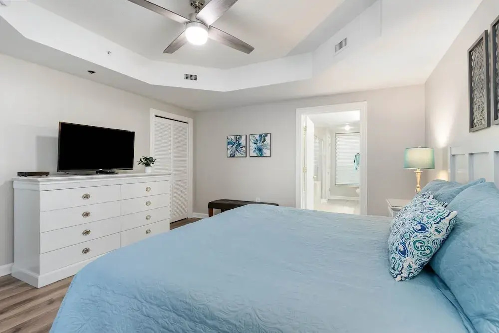 Ocean View 3 Bedroom Unit at Royale Palms-907 3 Condo