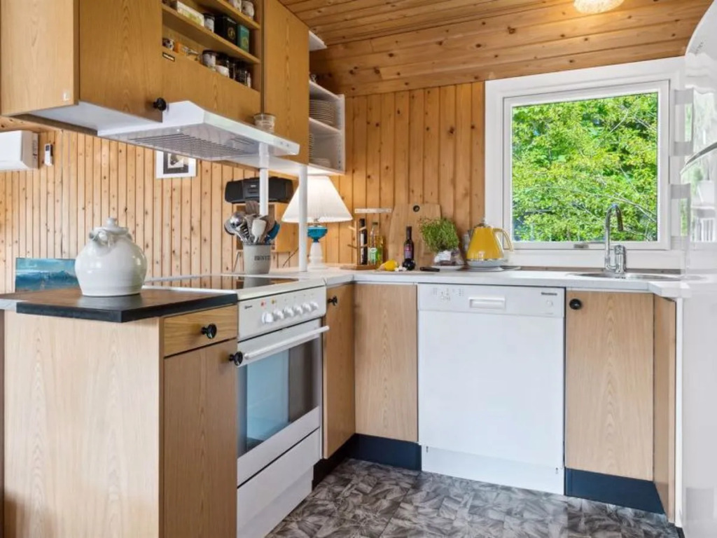"Hillmari" - 650m from the sea in Bornholm