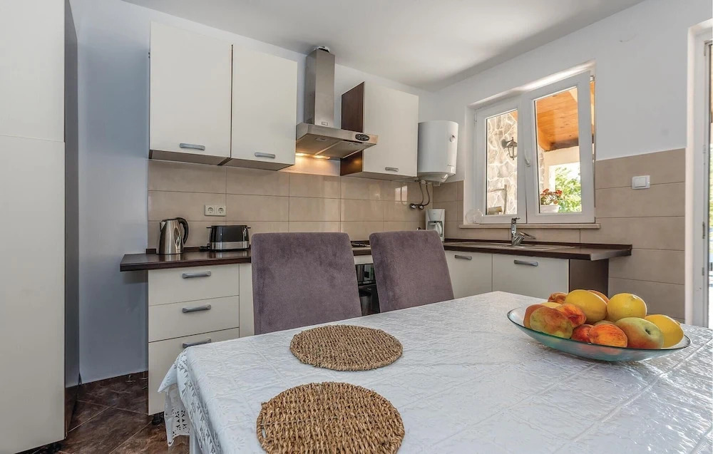 Awesome Home in Sibenik-brodarica With Wifi and 1 Bedrooms
