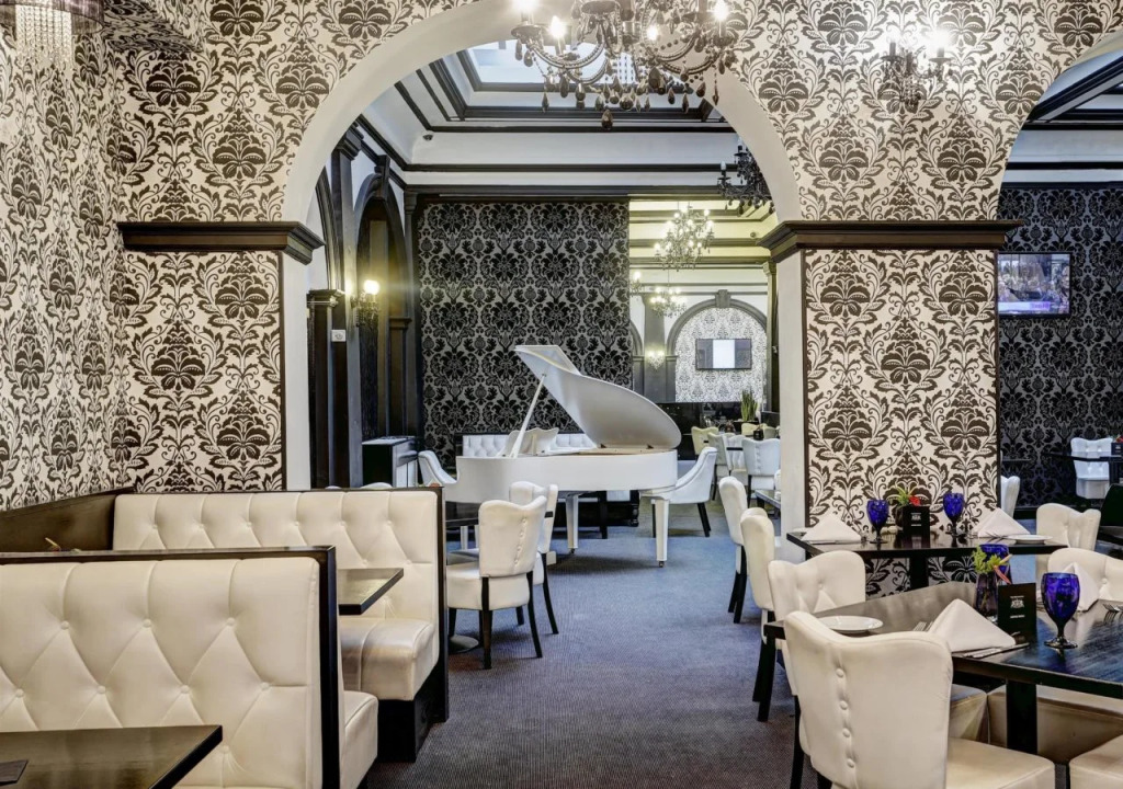 The Richmond Hotel Best Western Premier Collection