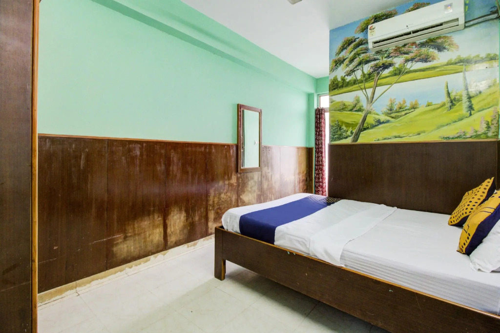 SPOT ON 75971 Golden Guest House