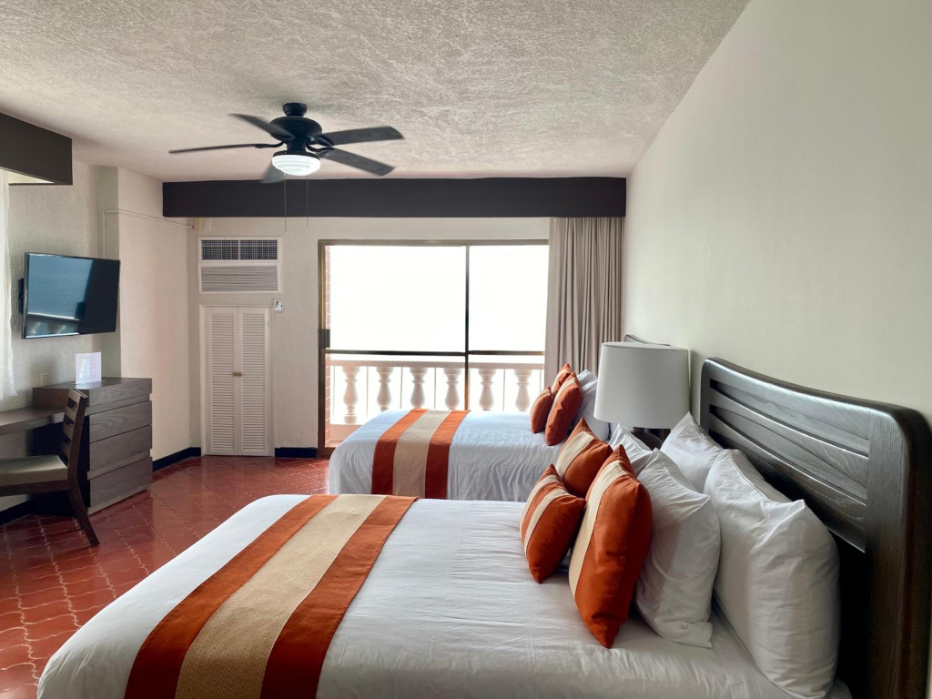 Costa Sur All Inclusive Resort