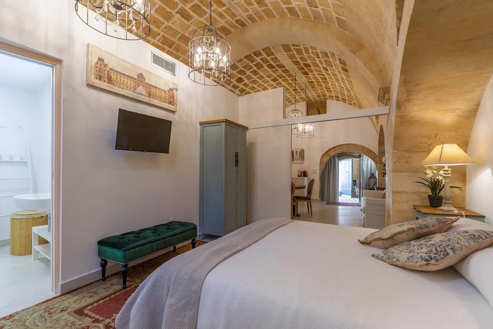 2870 Casa dei Nonni di via Idomeneo - Suite Platino by Barbarhouse