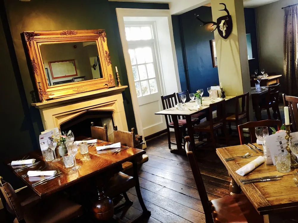 The Queens Arms
