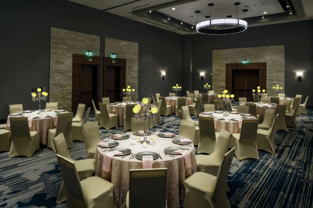 The Bevy Hotel Boerne, A Doubletree By Hilton