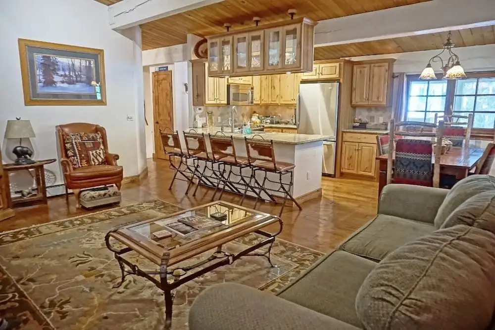 Davos Trail 2586 East - 5 Br Home