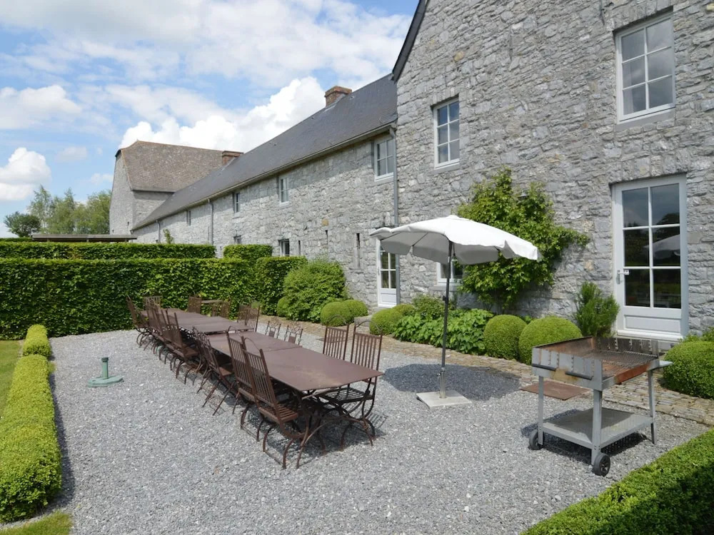 Elegant Estate Stay, Maredsous