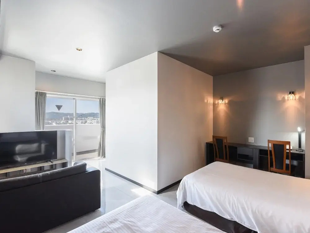 Hotel Rich Reson AWASE