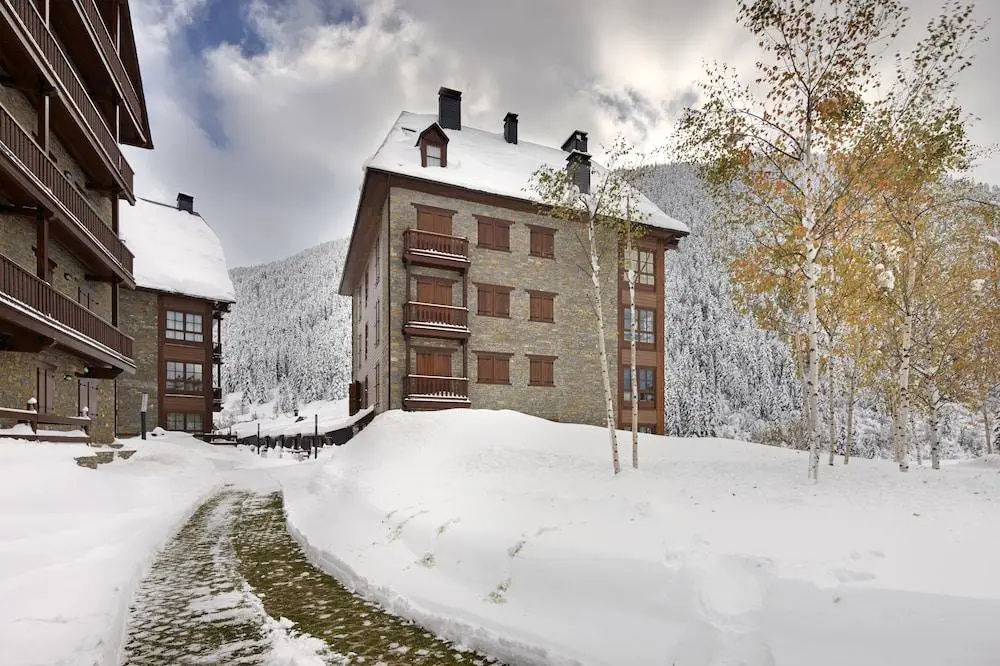 Val de Ruda Luxe 49 by FeelFree Rentals