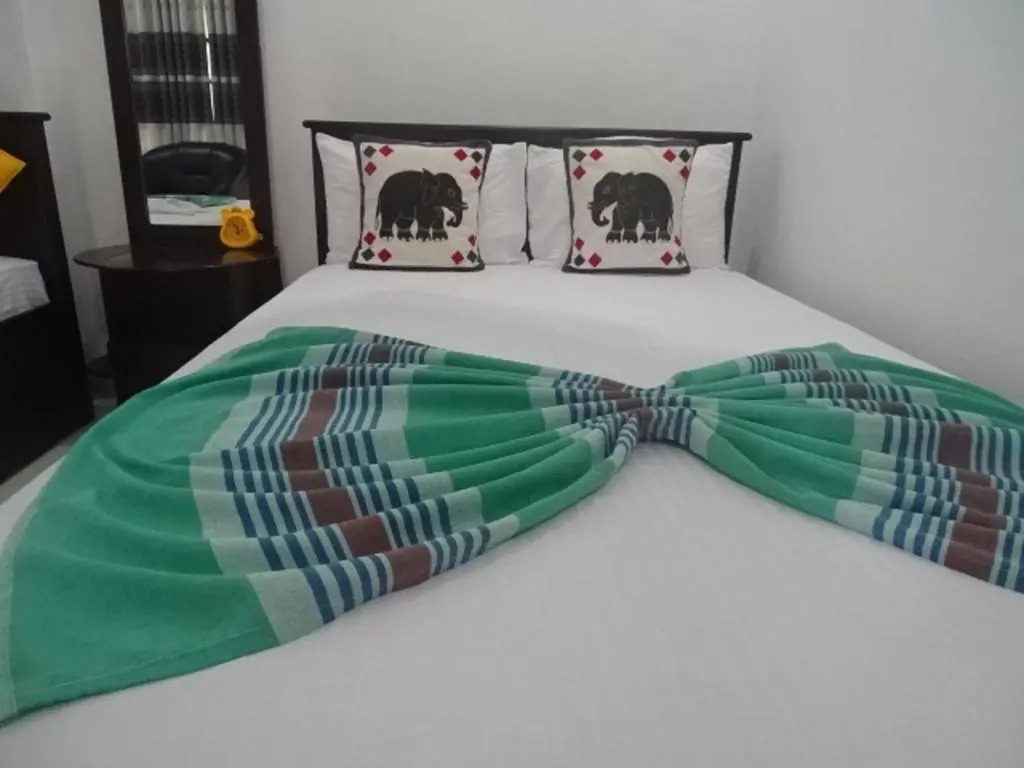 Lovely lodge & Hostel