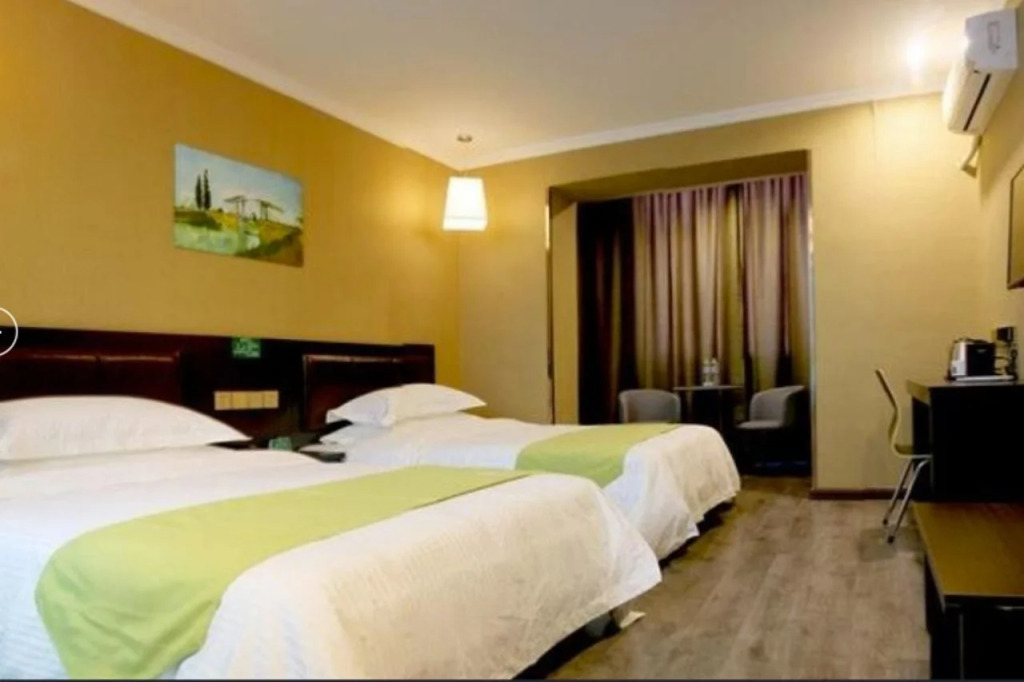 GreenTree Alliance Hotel Urumqi Airport Branch