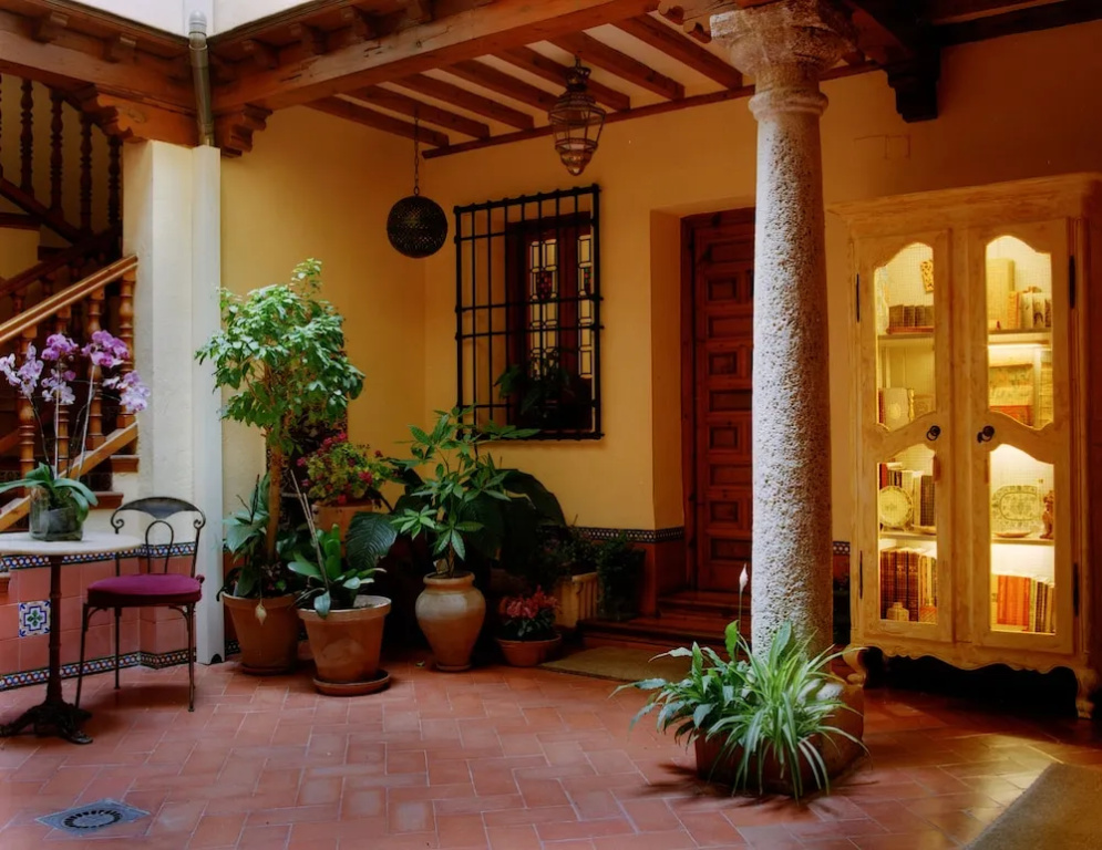 LUX San Miguel
