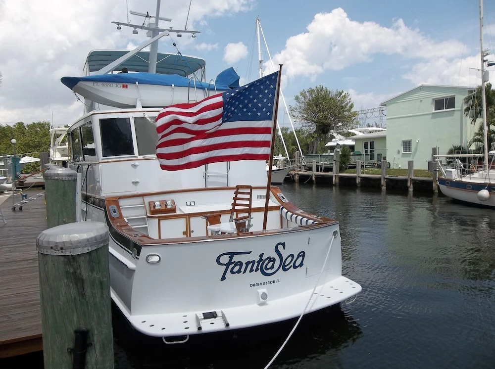 1965 76ft Burger Motor Yacht FantaSea