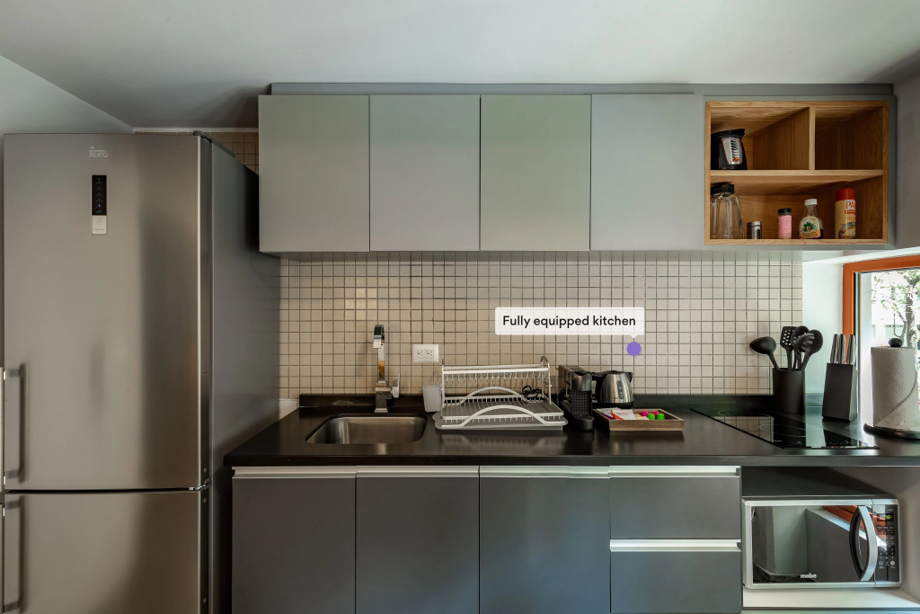 Casai Hi Tech Private 1 br in La Condesa With Terrace