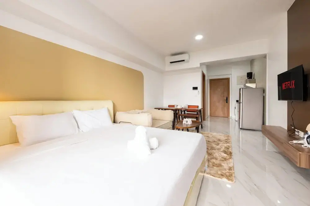 Royal Platinum Condo by Soben Homes