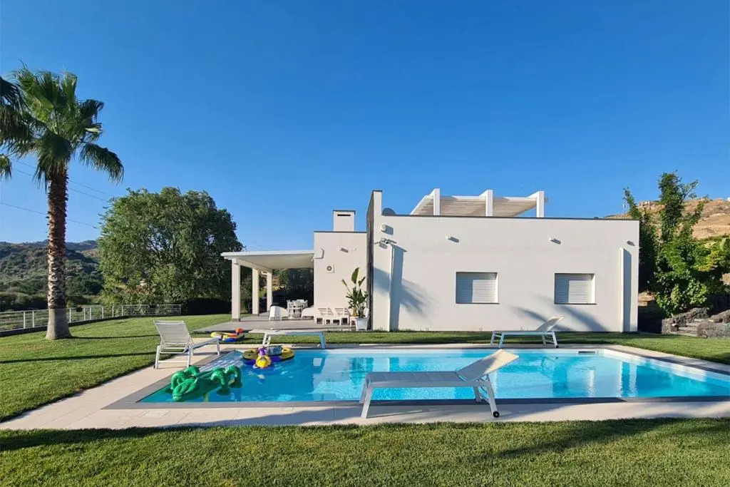 Villa con piscina