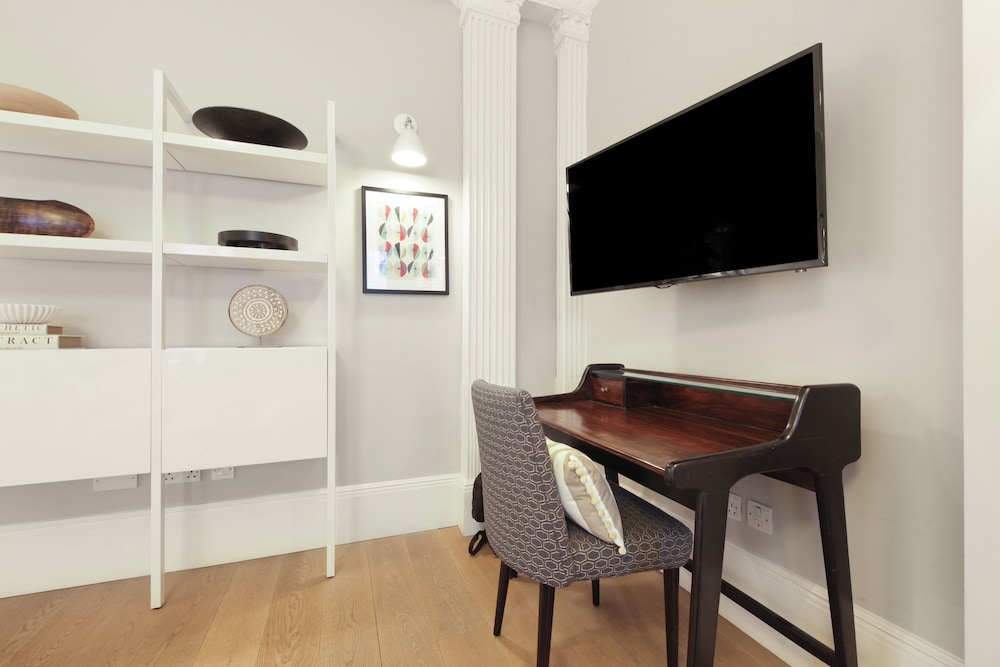 Hertford Flat 16