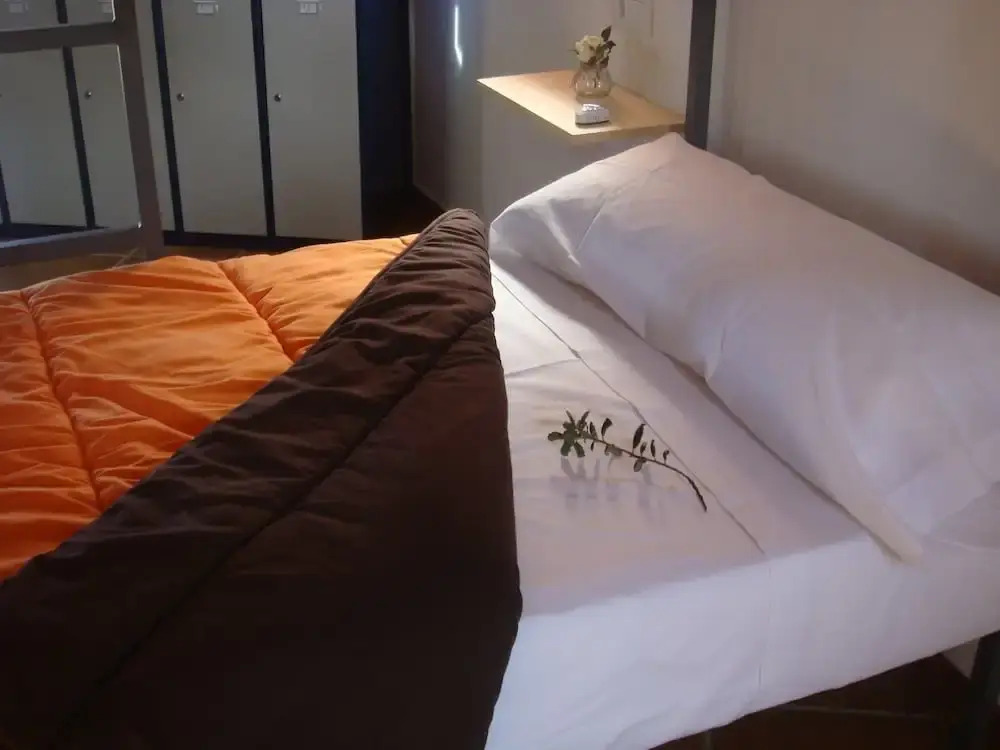 ALBERGUE TURÍSTICO DE CORNALVO