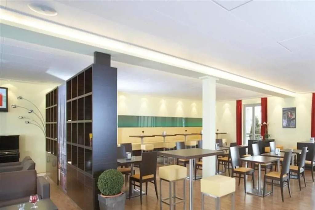 Hotel Central Regensburg CityCentre, Sure Hotel Collection by Best Western