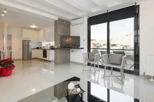 Ace Location | Luxury Building