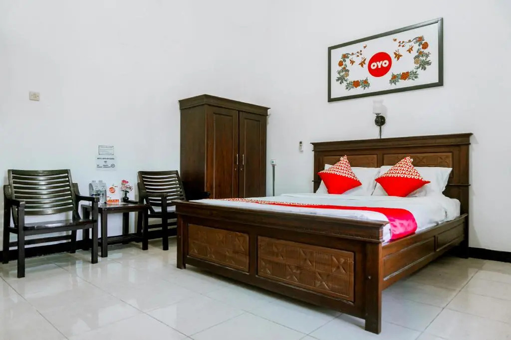OYO 1069 Hotel New Rajawali