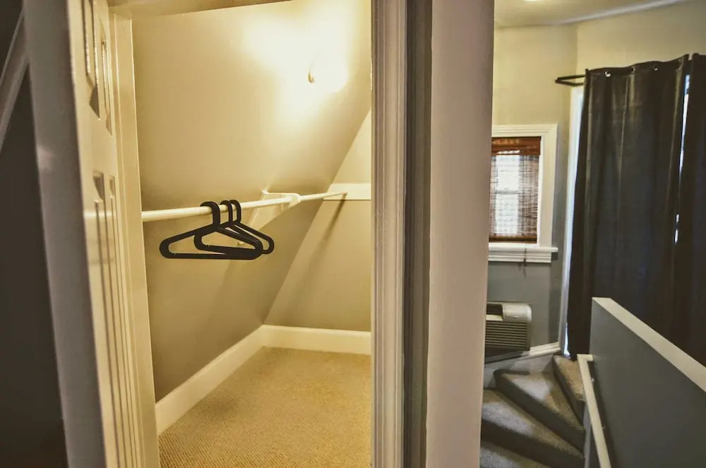 1331 Northwest Apartment #1070 - 1 Br Apts