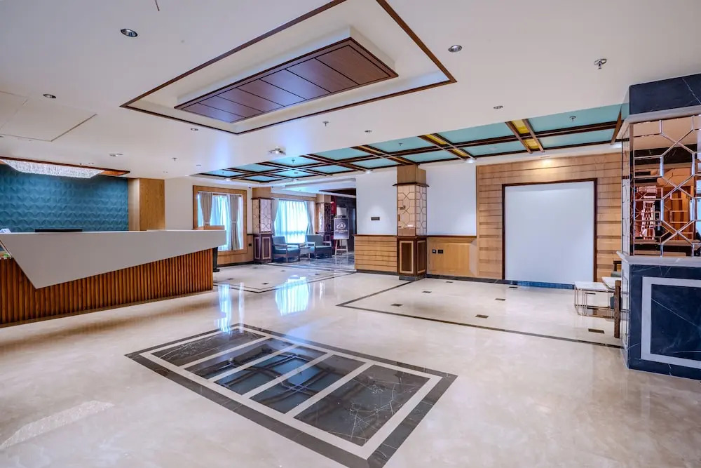 Hotel Lucky India