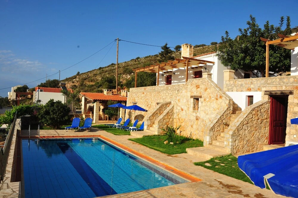 Elicriso Villa