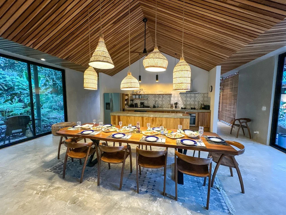 Caribbean Courtyard Villas 6 to 10 pp