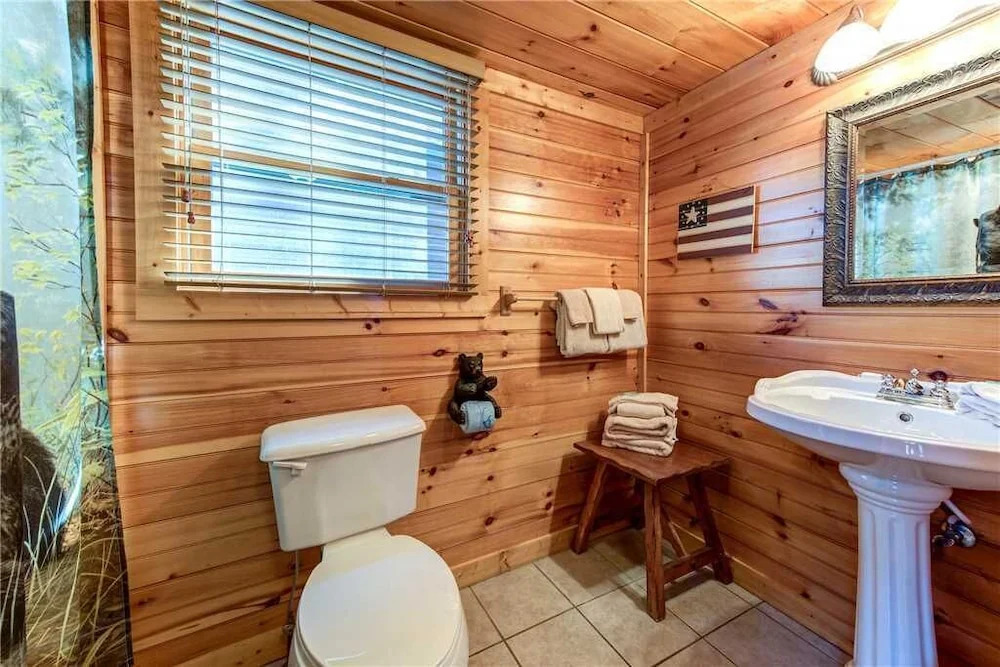 Mountain Dreams II 3 Bedroom Home with Hot Tub