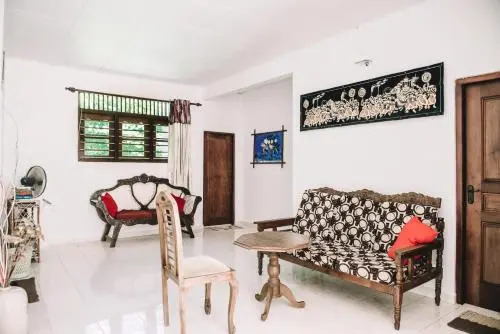 Kadolana Guest House