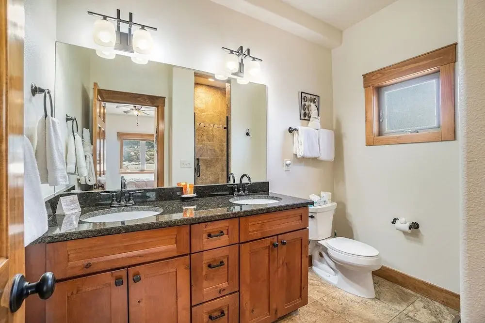 Coyote Ridge - 4 Br Condo