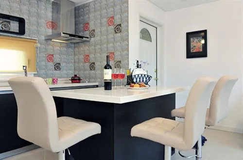 Yangyang Monti Pet Spa Pension